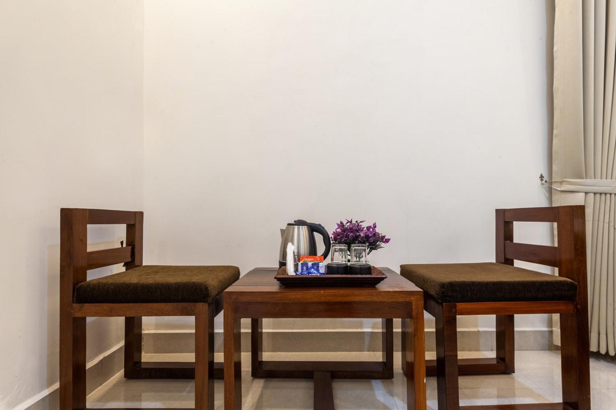 Hotel Treebo Sans Sarav Kushalnagar Madikeri Exterior foto